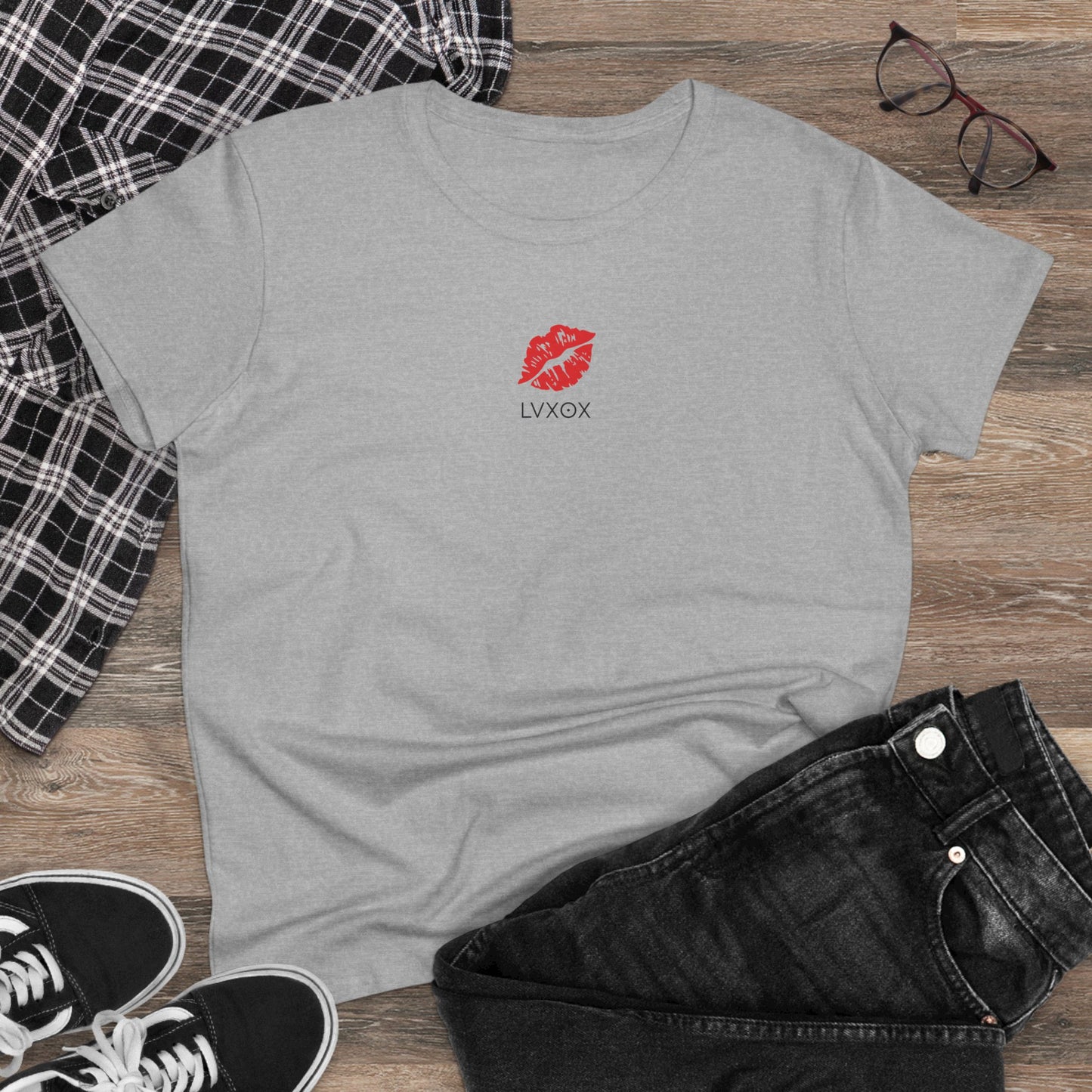 LVXOX A kiss from the Valley Tee. Bold, cheeky, and effortlessly cool – this tee says it all.