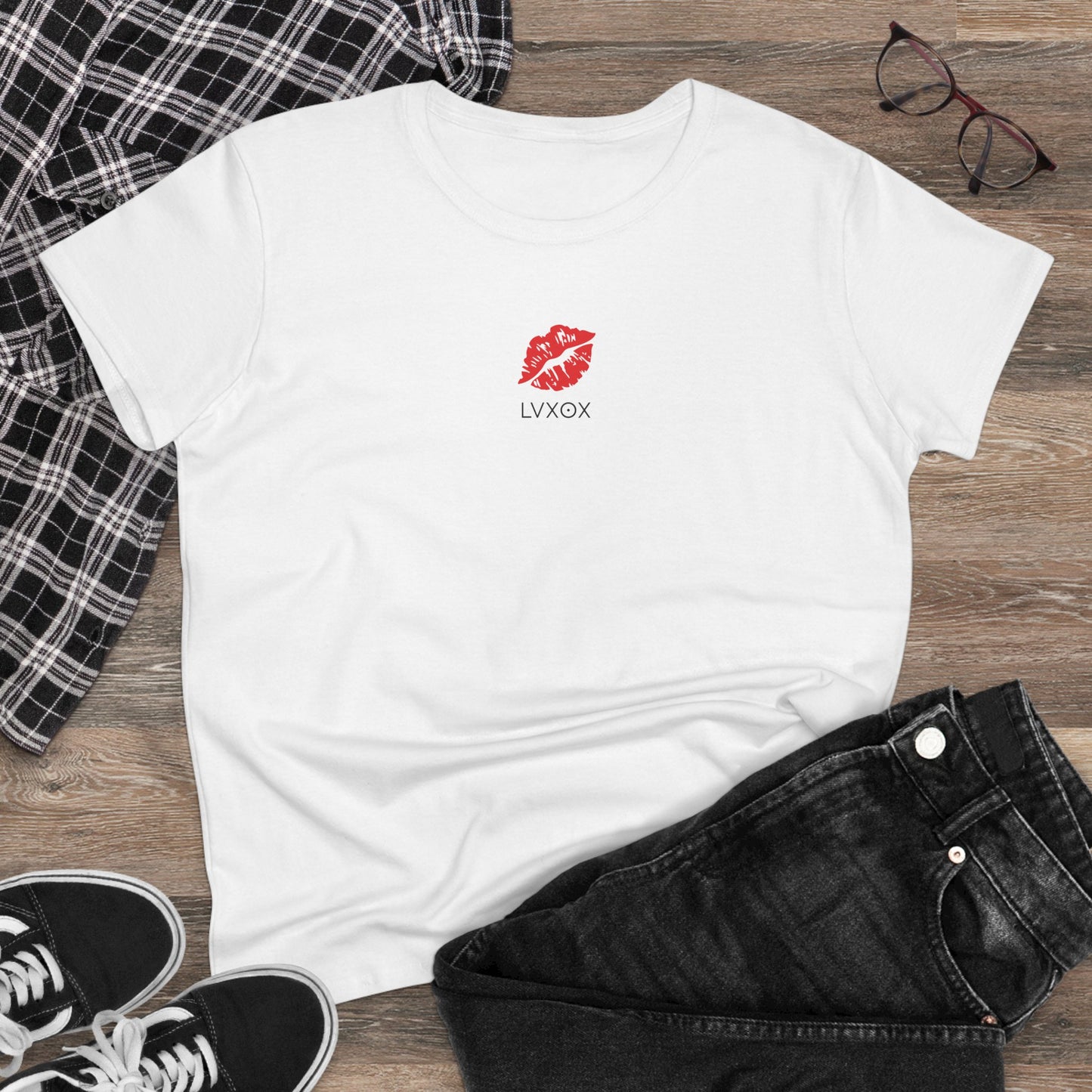 LVXOX A kiss from the Valley Tee. Bold, cheeky, and effortlessly cool – this tee says it all.